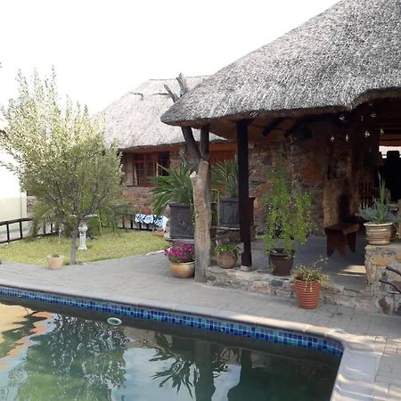 A New Earth Guest Lodge Франсістаун Екстер'єр фото