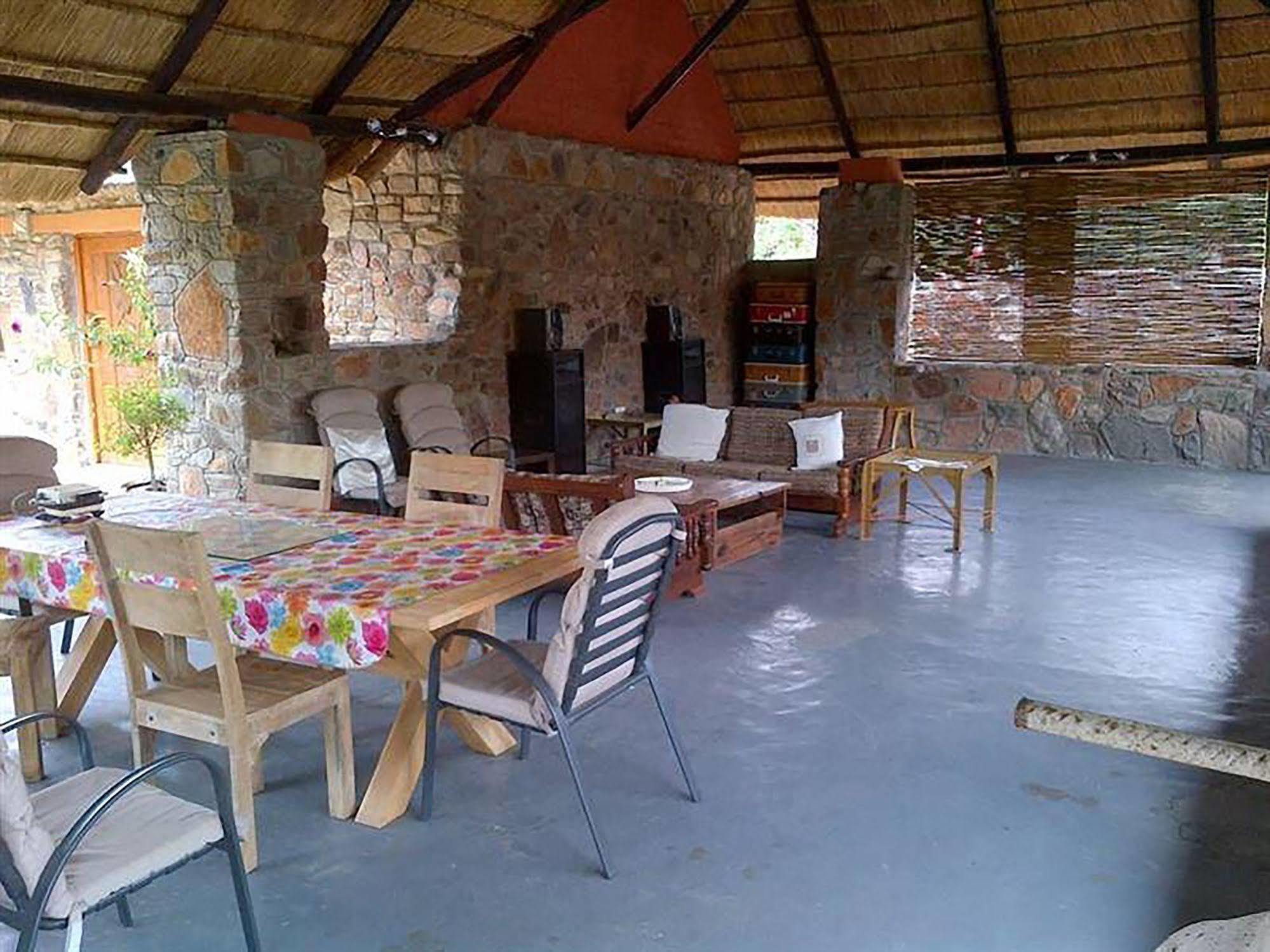 A New Earth Guest Lodge Франсістаун Екстер'єр фото