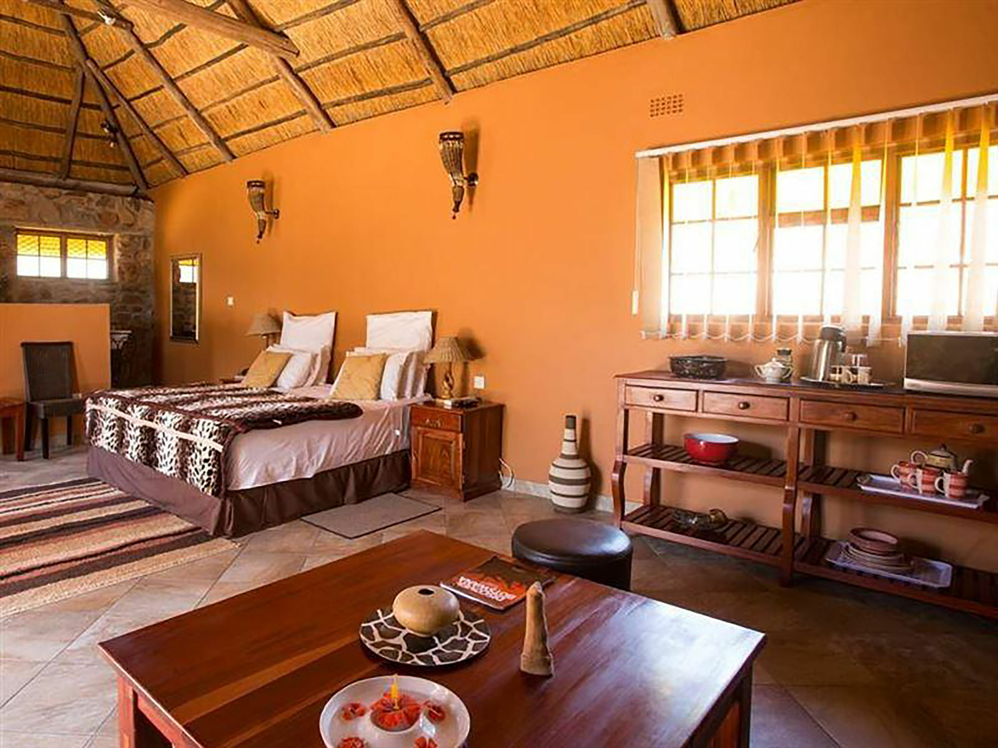 A New Earth Guest Lodge Франсістаун Екстер'єр фото