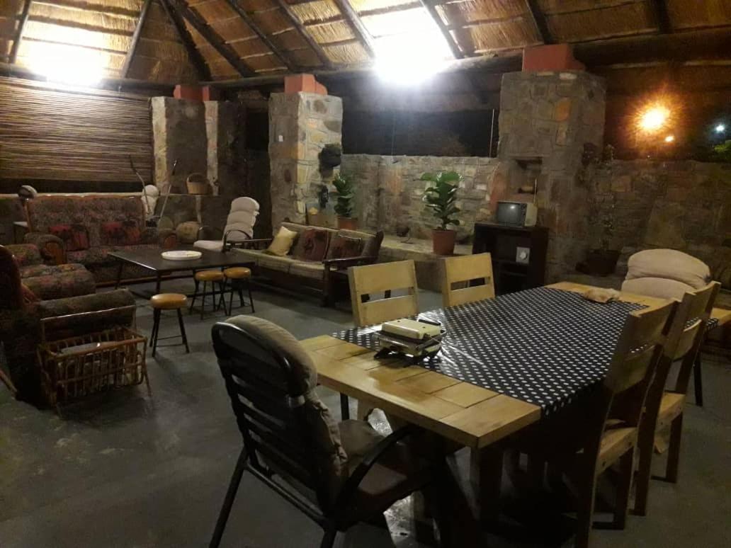 A New Earth Guest Lodge Франсістаун Екстер'єр фото